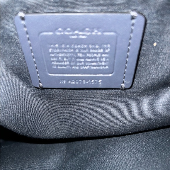 Coach Bag - Blue Leather with Signature Accent - Picture 4 of 7